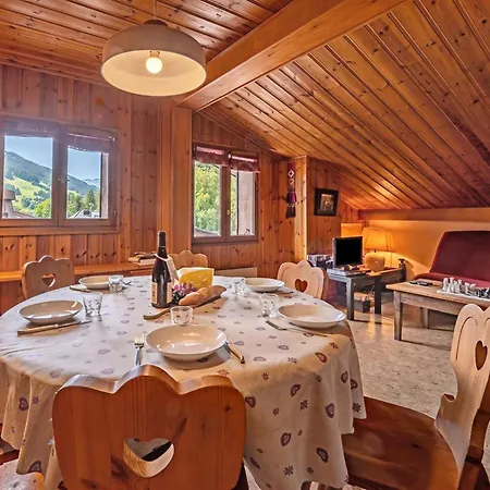 Apartmán La Perseverance15 - 2br Sleeps 6 | Near Lift & Mont Blanc Views - Happy